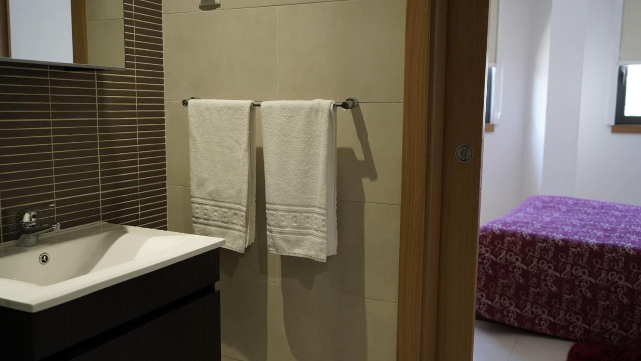 Casas Do Aidro Guest House Freches Bagian luar foto