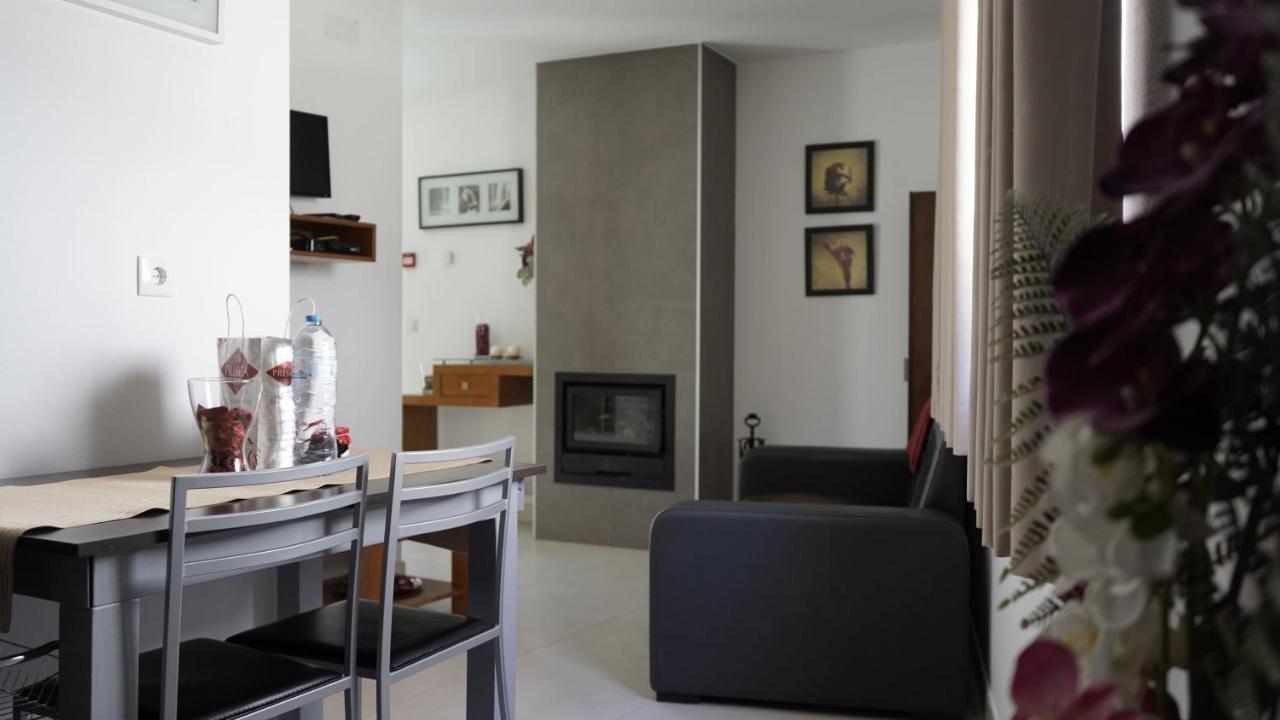 Casas Do Aidro Guest House Freches Bagian luar foto