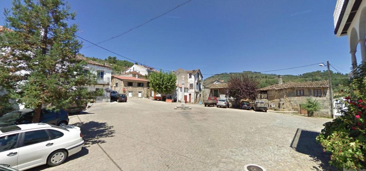 Casas Do Aidro Guest House Freches Bagian luar foto